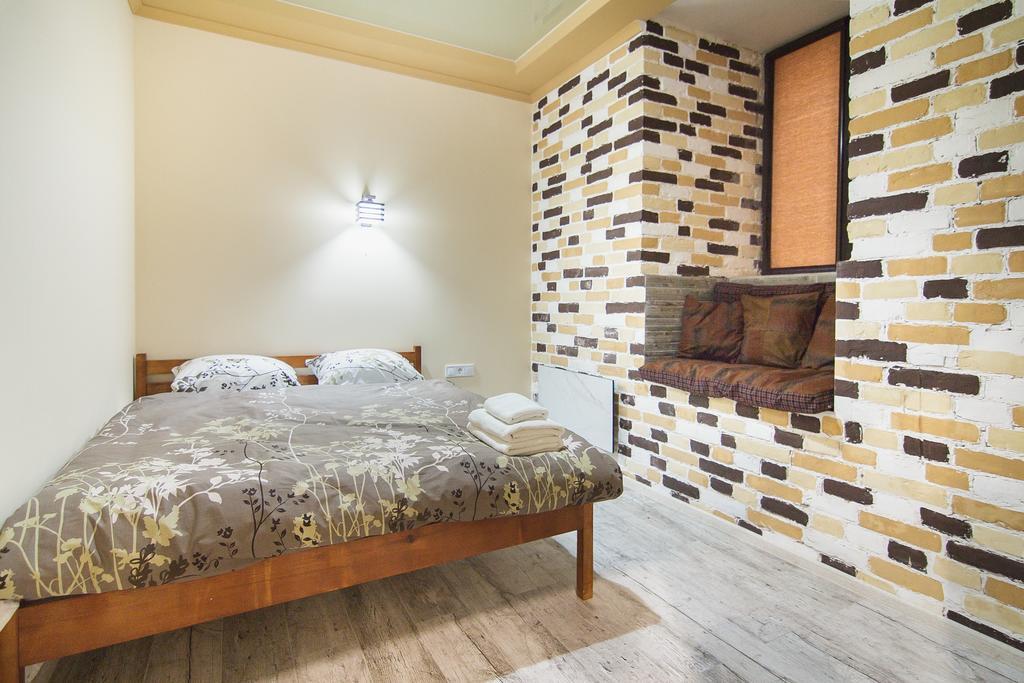 Club Suite Near Deribasovskaya โอเดสซา ภายนอก รูปภาพ